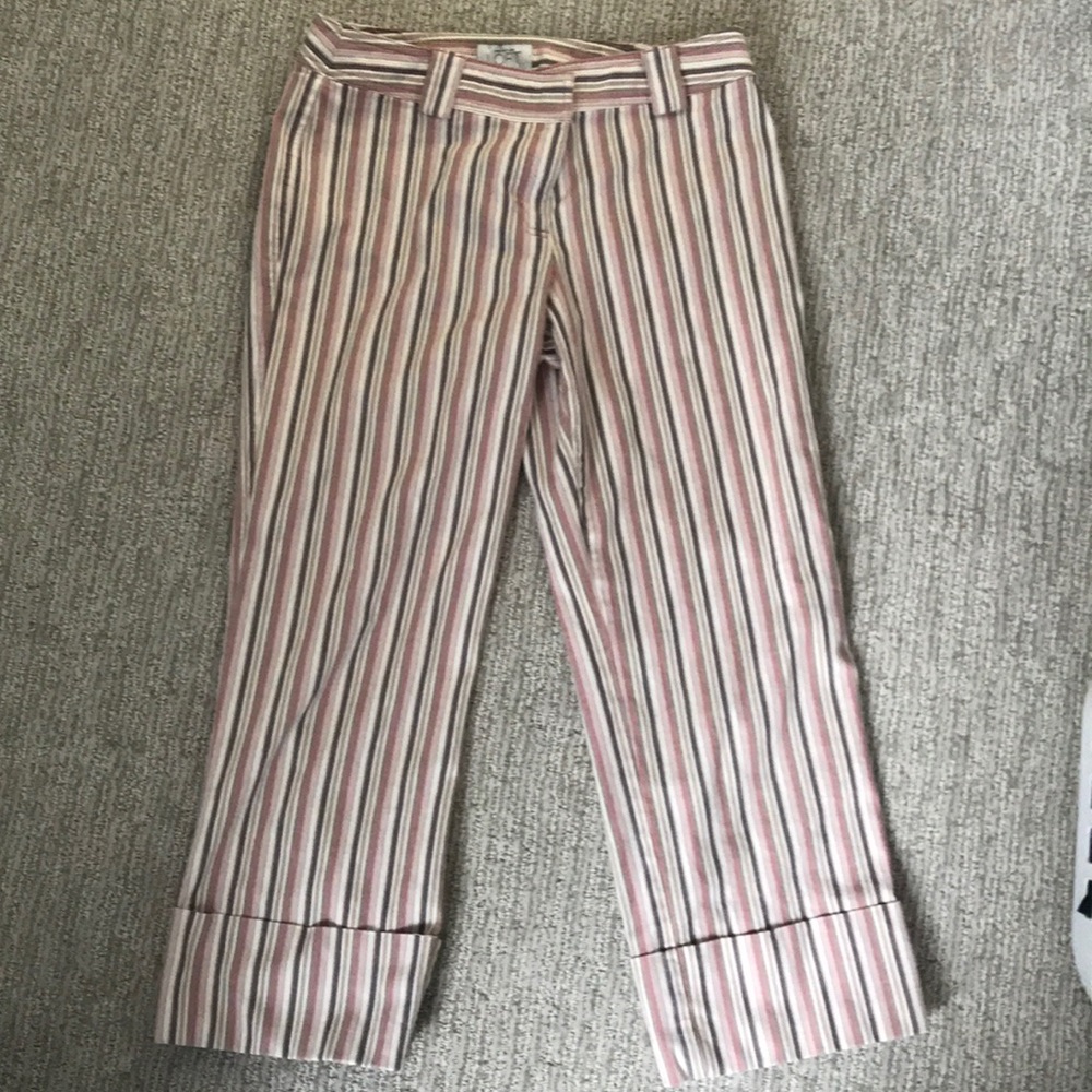 Striped cuffed capris
